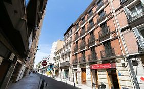 Feelathome Madrid Suites Apartments